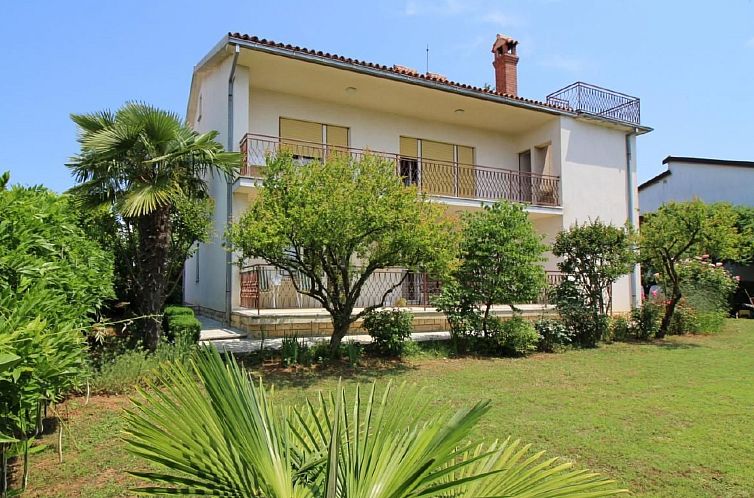 Appartement Tino mit Garten in Strandnähe