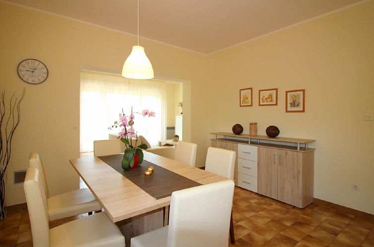Appartement Tino mit Garten in Strandnähe