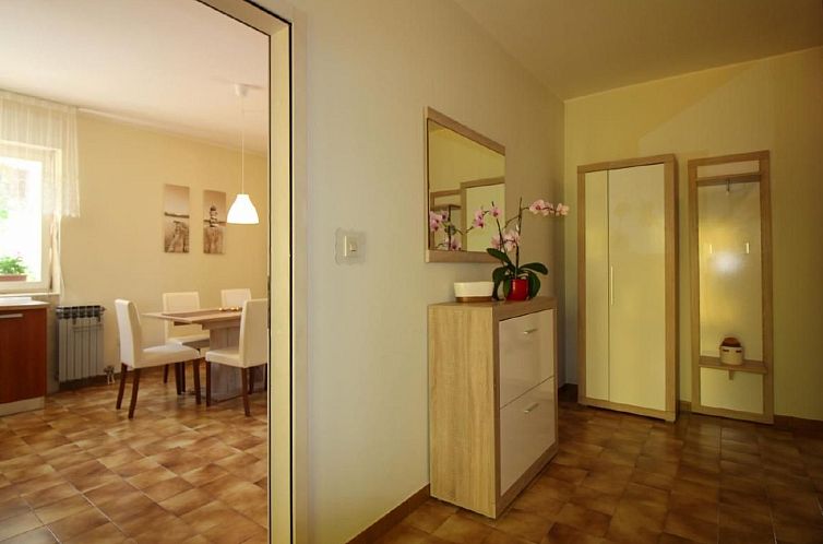 Appartement Tino mit Garten in Strandnähe