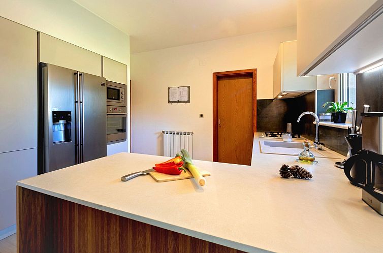 Vakantiehuis Ferienvilla "Nina" mit eigenem Pool