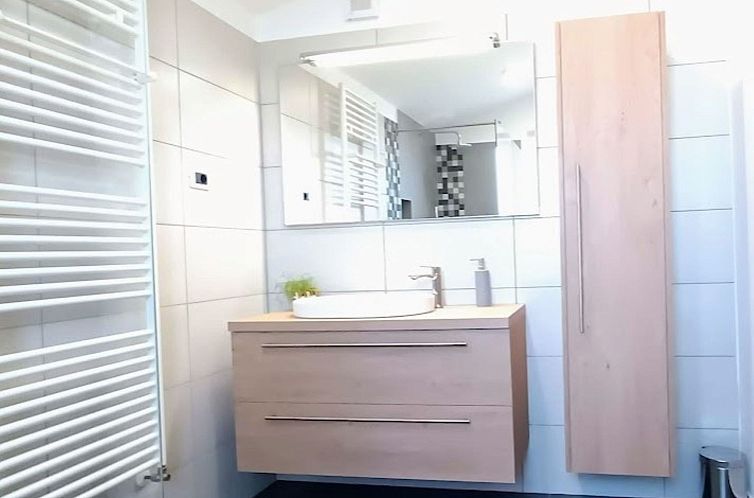 Vakantiehuis Ferienvilla "Nina" mit eigenem Pool