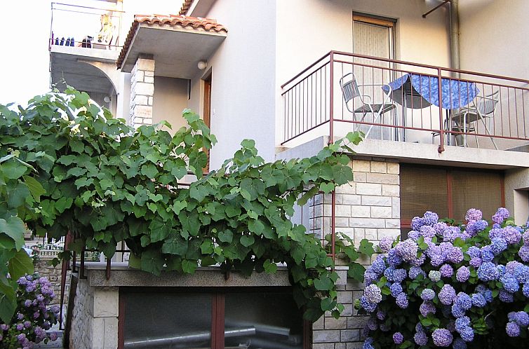 Appartement Vintage Apartment A2 Fragola / HR-11059-02