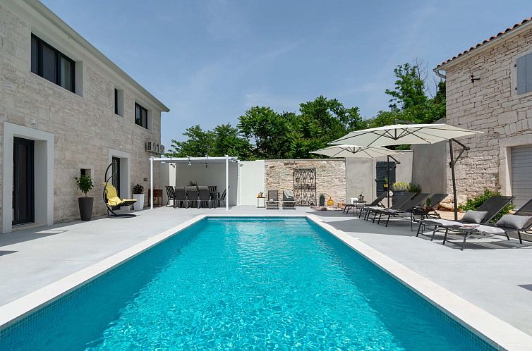 Vakantiehuis Designer Villa Simone - Modern und Heritage Sty