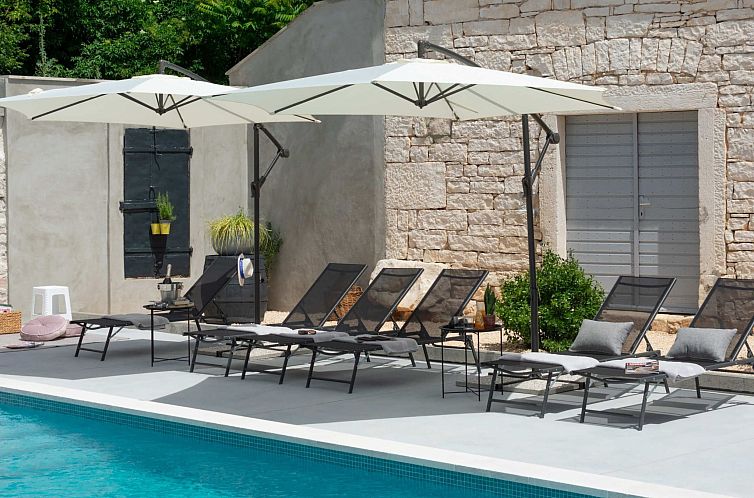 Vakantiehuis Designer Villa Simone - Modern und Heritage Sty