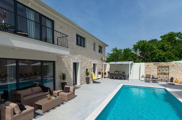Vakantiehuis Designer Villa Simone - Modern und Heritage Sty