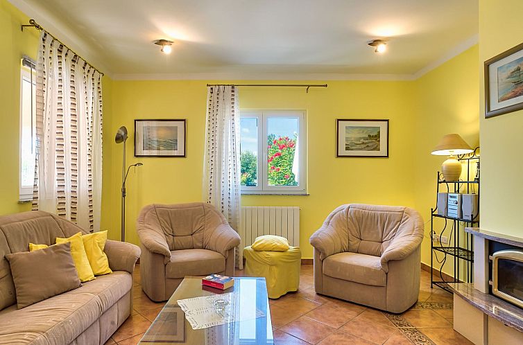 Vakantiehuis "Ines" mit Whirlpool