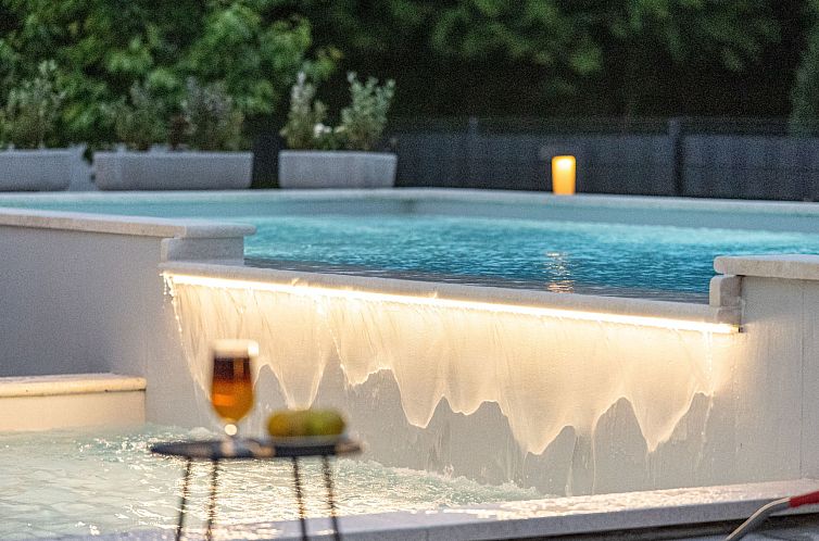 Vakantiehuis Villa Family Love mit Garten und Spielplatz