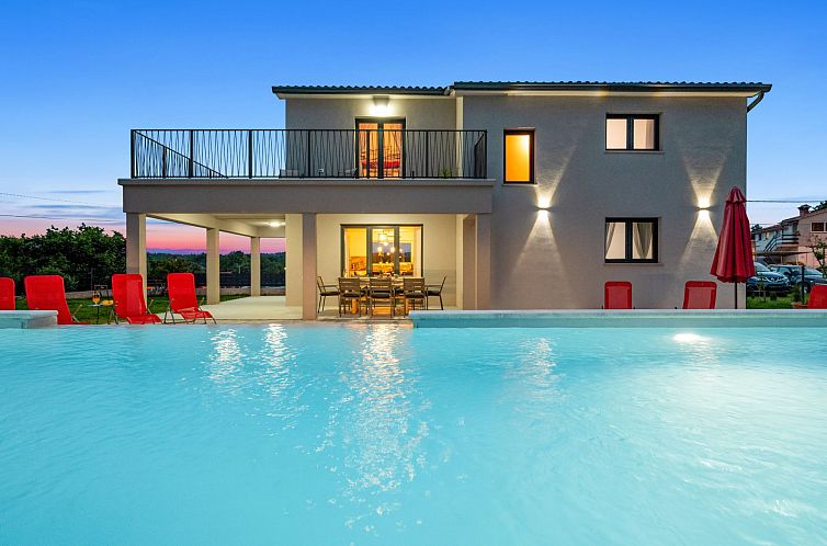 Vakantiehuis Villa Family Love mit Garten und Spielplatz