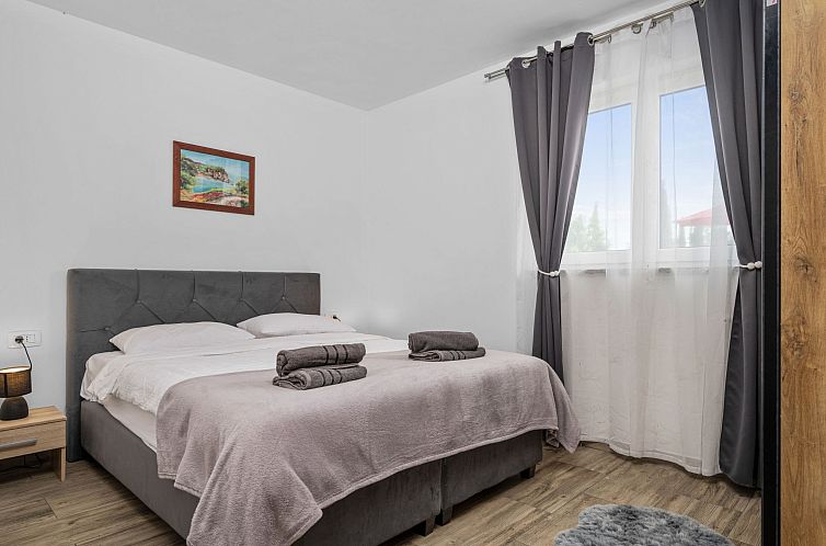 Vakantiehuis Villa Family Love mit Garten und Spielplatz
