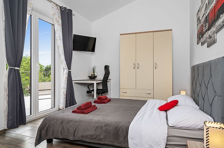 Vakantiehuis Villa Family Love mit Garten und Spielplatz