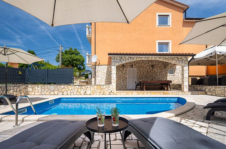 Vakantiehuis Villa Fortuna für bis zu 9 Personen und mit be