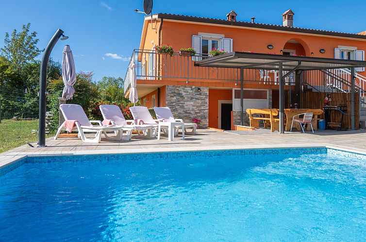 Appartement Haus Orange - Familienfreundliche Lage mit Pool