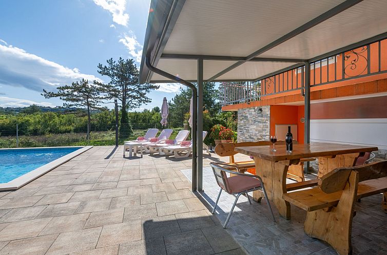 Appartement Haus Orange - Familienfreundliche Lage mit Pool