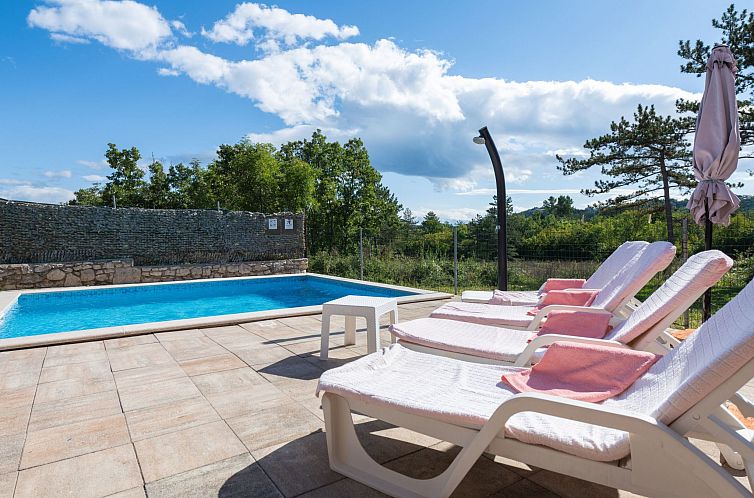 Appartement Haus Orange - Familienfreundliche Lage mit Pool