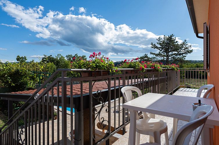 Appartement Haus Orange - Familienfreundliche Lage mit Pool