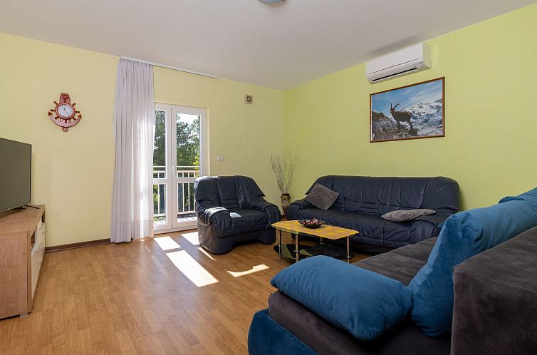 Appartement Haus Orange - Familienfreundliche Lage mit Pool
