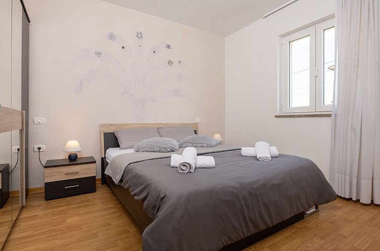 Appartement Haus Orange - Familienfreundliche Lage mit Pool