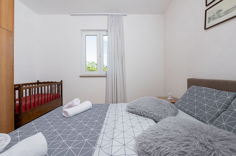 Appartement Haus Orange - Familienfreundliche Lage mit Pool