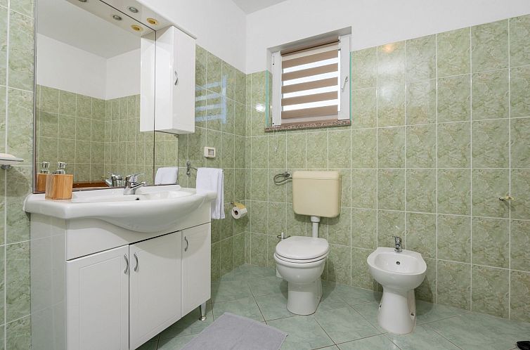 Appartement Haus Orange - Familienfreundliche Lage mit Pool