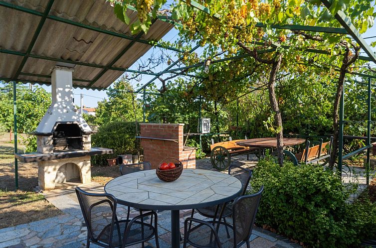Appartement attraktive Wohnung mit privatem Pool