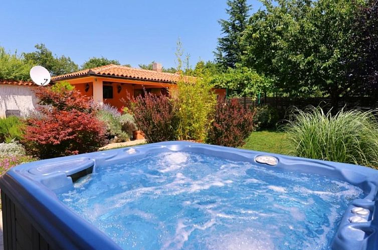 Vakantiehuis Villa Steffani in Kapelica, Istrien mit Pool