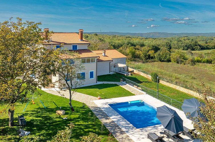 Unterkunft 10135316 - Ferienhaus Istrien - Vakantiehuis Villa "Francesca" mit Garten, Grill und Pool