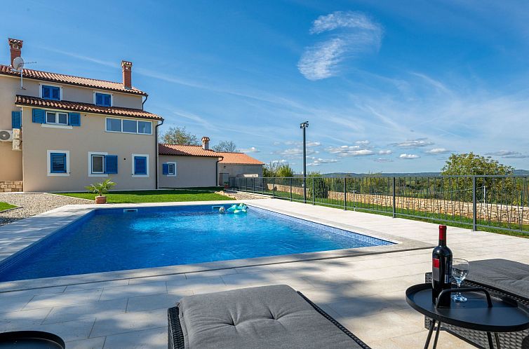 Vakantiehuis Villa "Francesca" mit Garten, Grill und Pool