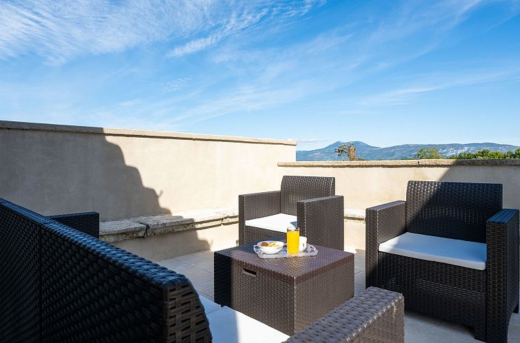Vakantiehuis Villa "Francesca" mit Garten, Grill und Pool