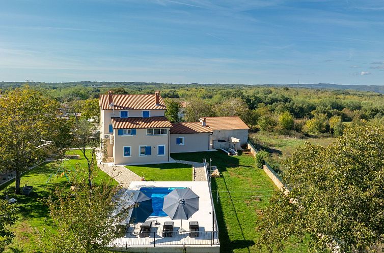 Vakantiehuis Villa "Francesca" mit Garten, Grill und Pool