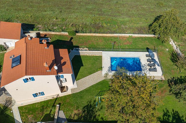 Vakantiehuis Villa "Francesca" mit Garten, Grill und Pool