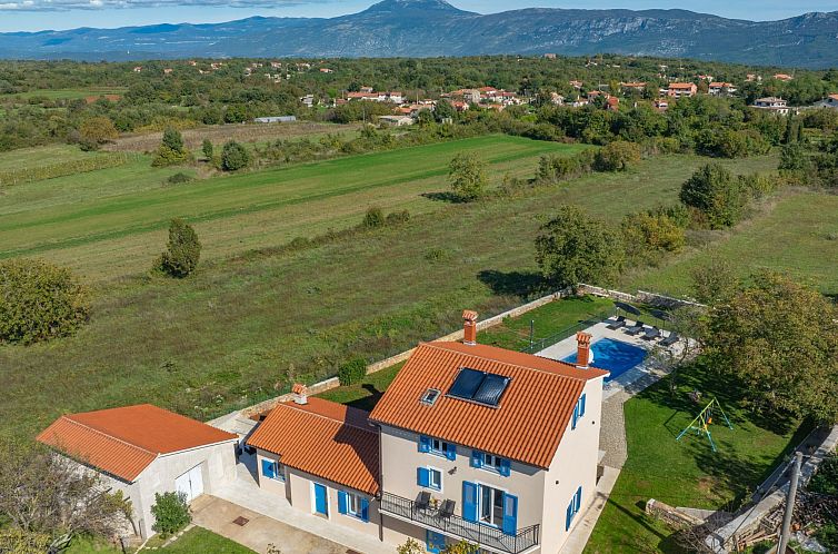 Vakantiehuis Villa "Francesca" mit Garten, Grill und Pool