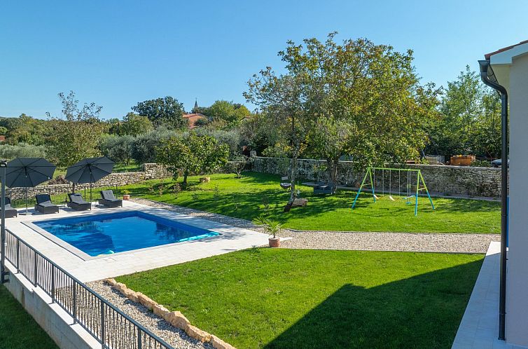Vakantiehuis Villa "Francesca" mit Garten, Grill und Pool