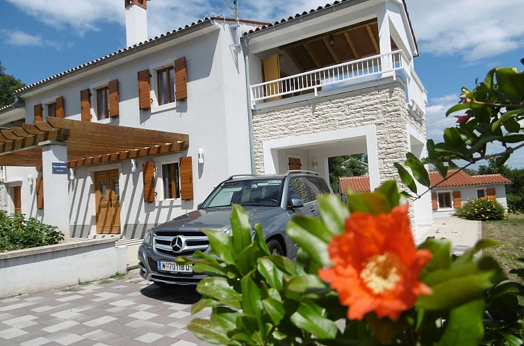 Unterkunft 10135318 - Ferienhaus Istrien - Vakantiehuis Isabel und Immo