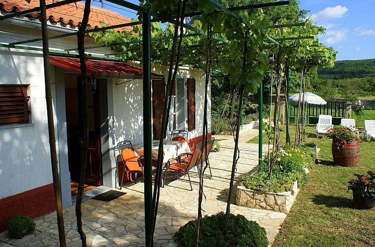 Vakantiehuis Freistehendes Haus Violeta mit weitläufigen Ga