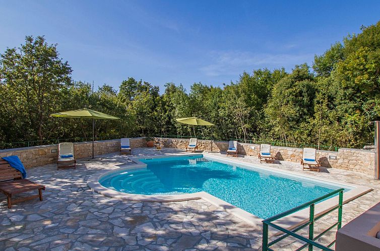 Unterkunft 10135320 - Ferienhaus Istrien - Vakantiehuis Villa Biljana, mit Zugang zu zwei Gemeinschafts