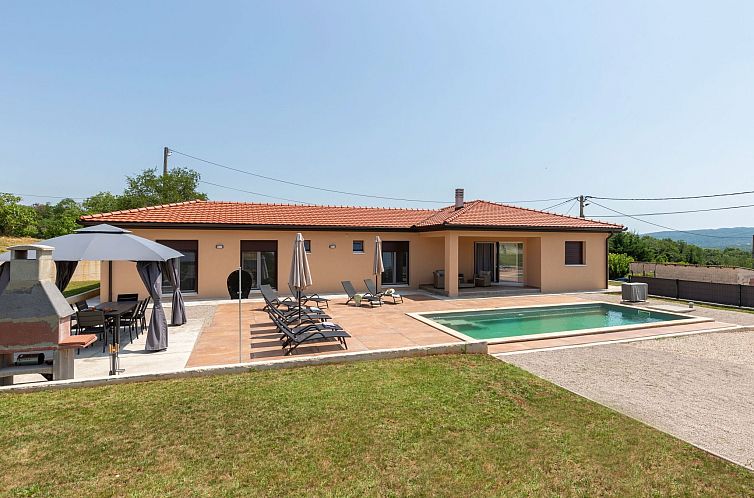 Unterkunft 10135321 - Ferienhaus Istrien - Vakantiehuis Ferienvilla 'Villa Xenia