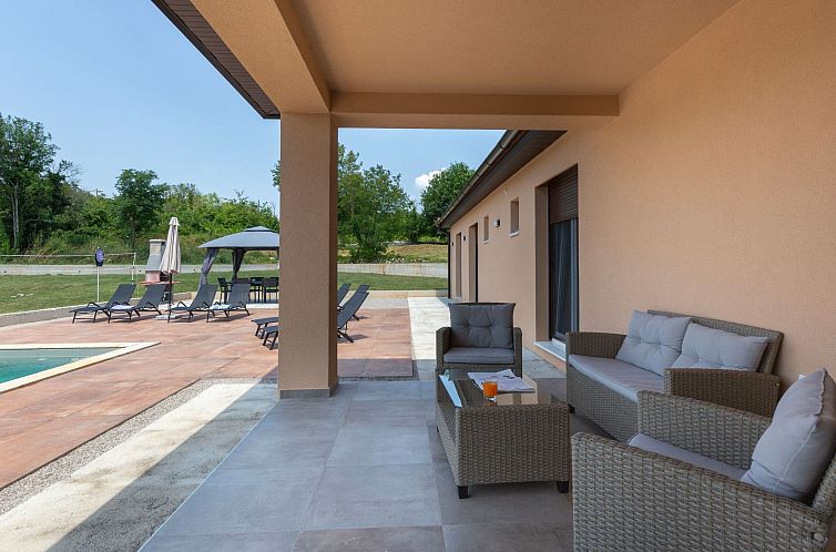 Vakantiehuis Ferienvilla 'Villa Xenia
