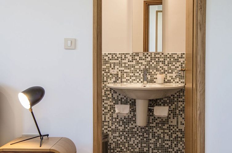 Vakantiehuis Ferienvilla 'Breg' mit Whirlpool