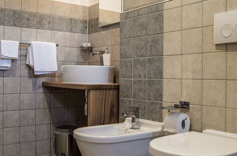 Vakantiehuis Ferienvilla 'Breg' mit Whirlpool