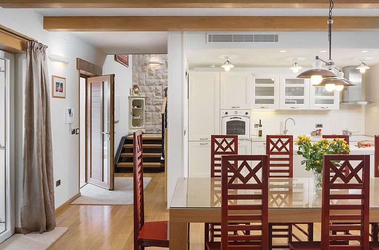 Vakantiehuis Wunderschöne Ferienvilla Vlastelini