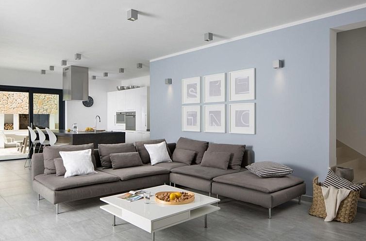Vakantiehuis Moderne Villa Arsia mit Pool, gelegen in der N?