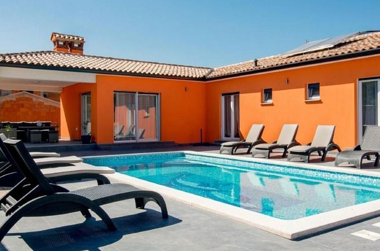 Vakantiehuis Haus Stella in Kapelica, Istrien mit privatem P