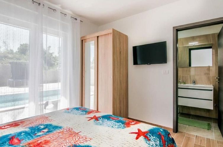 Vakantiehuis Haus Stella in Kapelica, Istrien mit privatem P