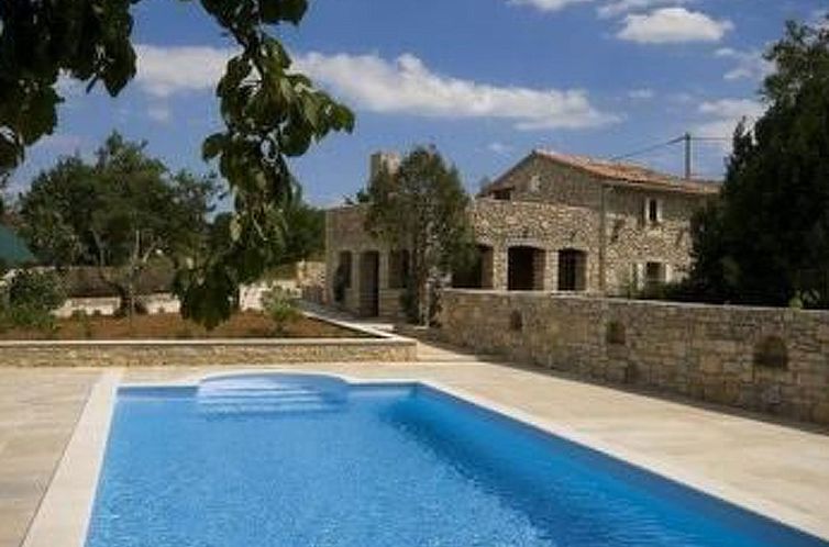 Unterkunft 10135328 - Appartement Istrien - Appartement in Paradiž mit Barbecue