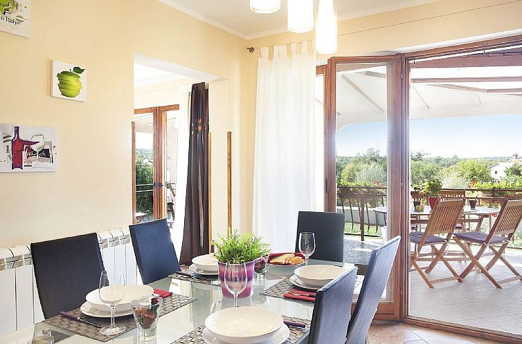 Vakantiehuis Vollständig freistehendes Haus mit schönem Ga