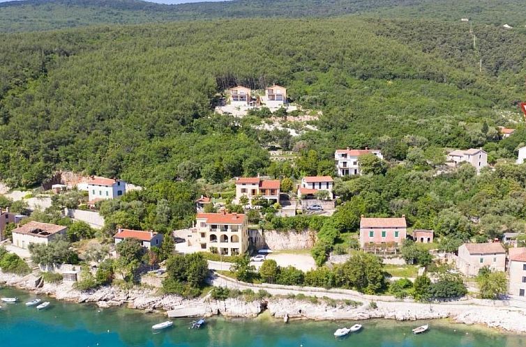 Appartement Traumhaftes Apartment mit großer Terrasse