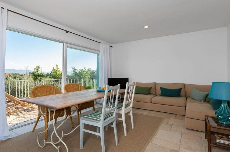 Appartement Traumhaftes Apartment mit großer Terrasse