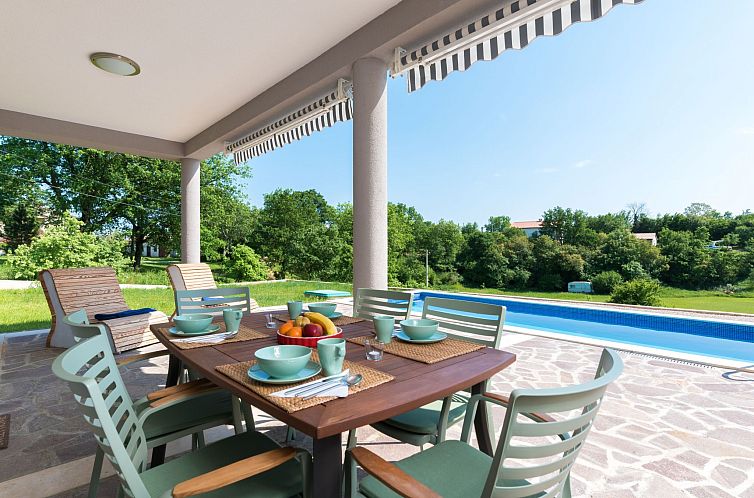 Vakantiehuis mit eigenem Pool