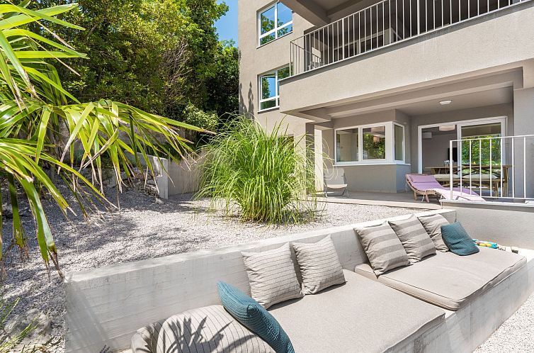 Unterkunft 10135375 - Appartement Istrien - Appartement House 61 Sveta Marina, EG, TerrasseGarten, Nr. 1