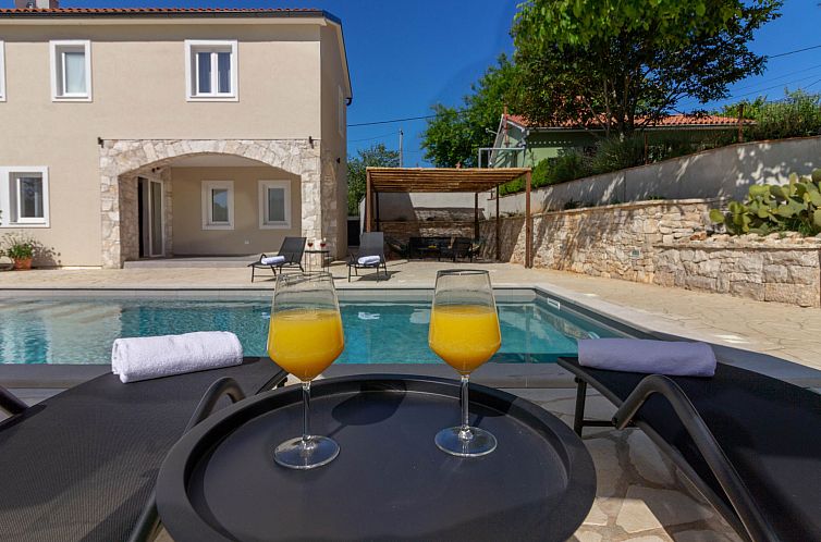 Vakantiehuis Villa STORA KUCA